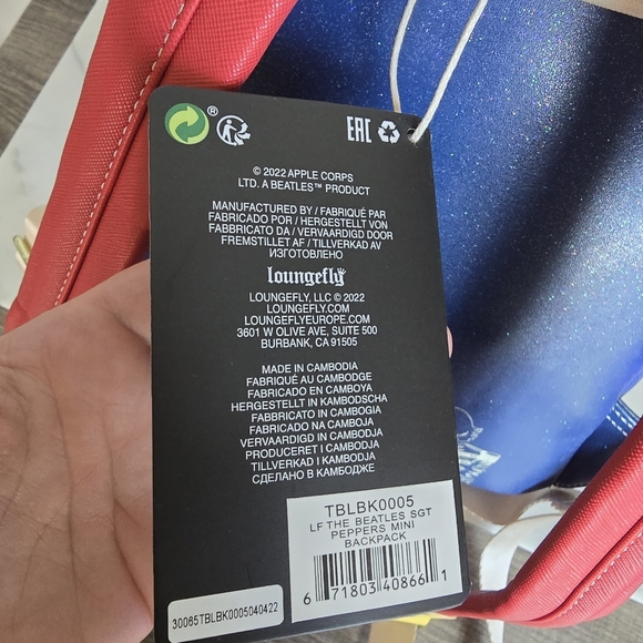 Loungefly New The Beatles SGT Peppers Lonely Hearts Club Band Fan Mini Backpack - Picture 11 of 12